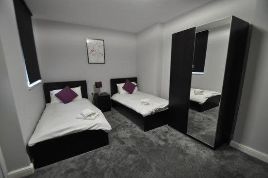 The Embassy Hotel キングストン・アポン・ハル エクステリア 写真